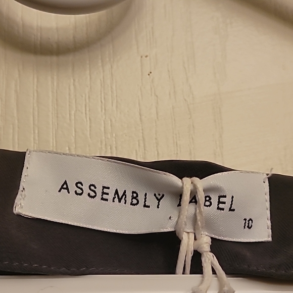 Assembly Label Gather Dress - Picture 4 of 6